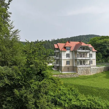 Villa Gloriette - Boutiqueappartements Am Woerthersee-2